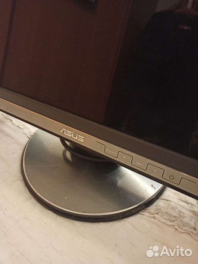 Монитор Asus 22