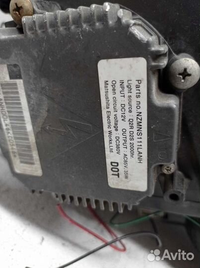 Фара правая Infiniti FX35/FX45