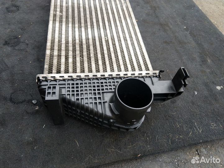 Интеркулер Jeep Grand Cherokee WK2 3.0 дизель