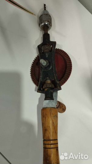 Дрель ручная