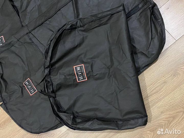 Чехол для одежды черный