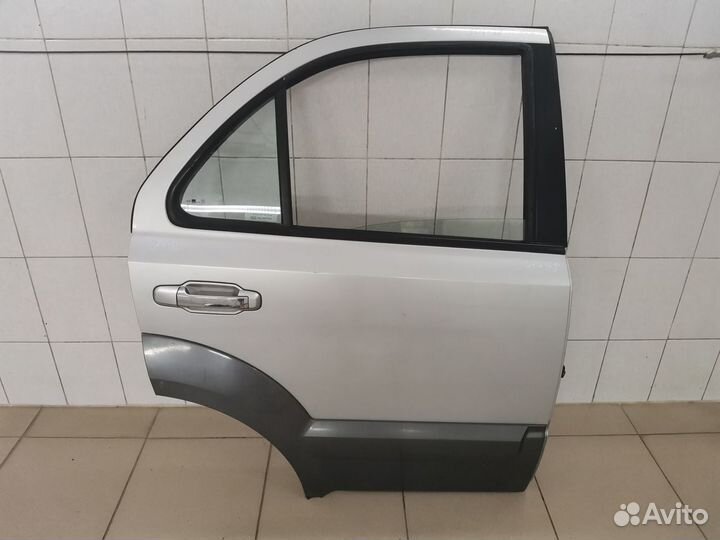 Дверь задняя правая в сборе Kia Sorento 1 BL