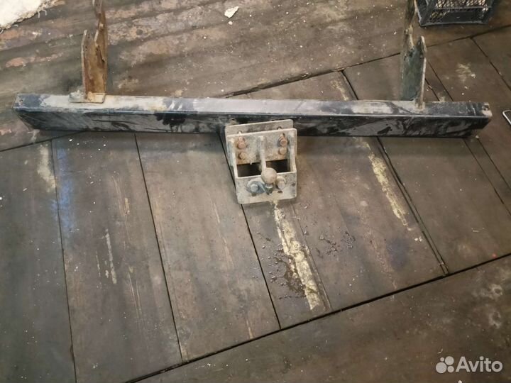 Toyota hilux фаркоп