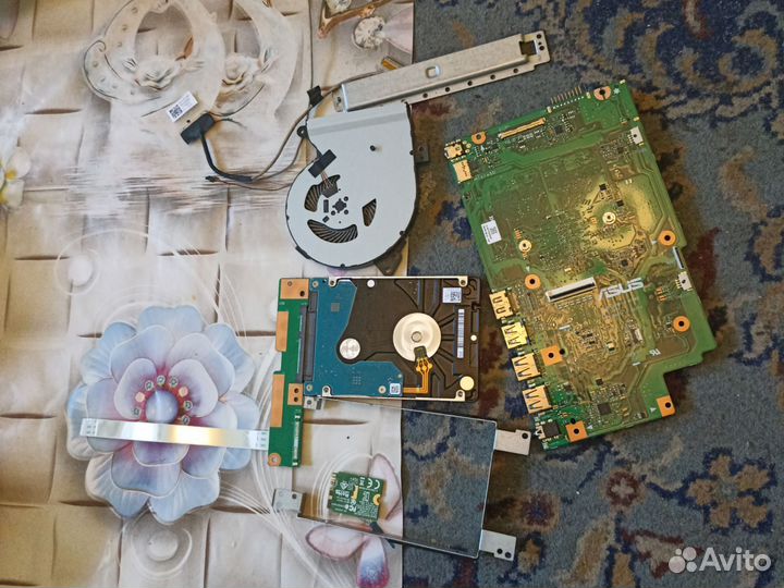 Жёсткий диск на 500 Гб плата плюс вентилятор