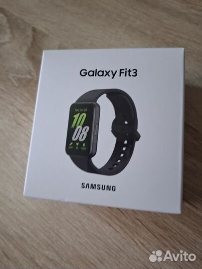 Смарт-часы Samsung Galaxy Fit3