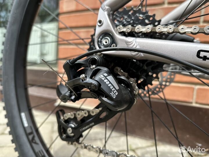 Велосипед новый cross country R27,5 Sram