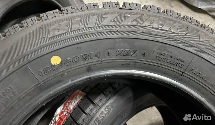 Bridgestone Blizzak VRX 185/60 R14 82