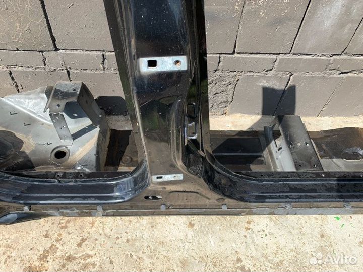 Порог правый Ford Focus/Focus RS/Focus ST