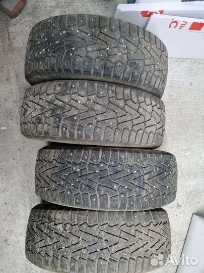Pirelli Ice Zero 205/55 R16