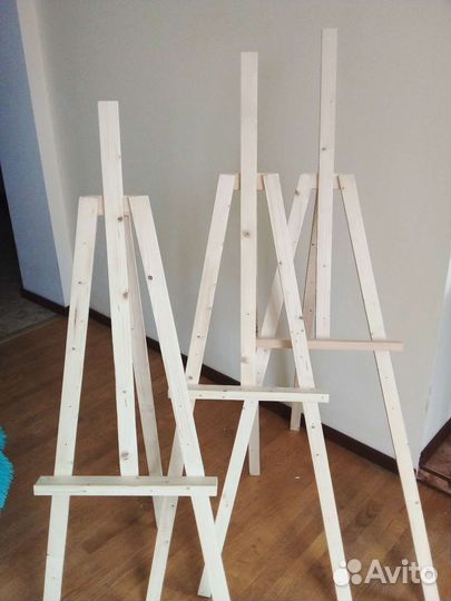 Мольберт новый