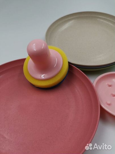 Кухонная губка с подставкой розовая