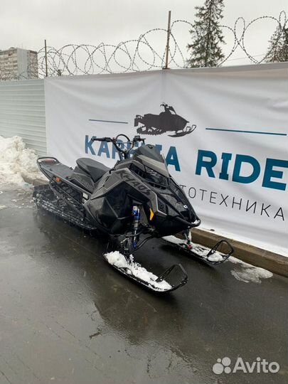 Снегоход Polaris Khaos Slash 155