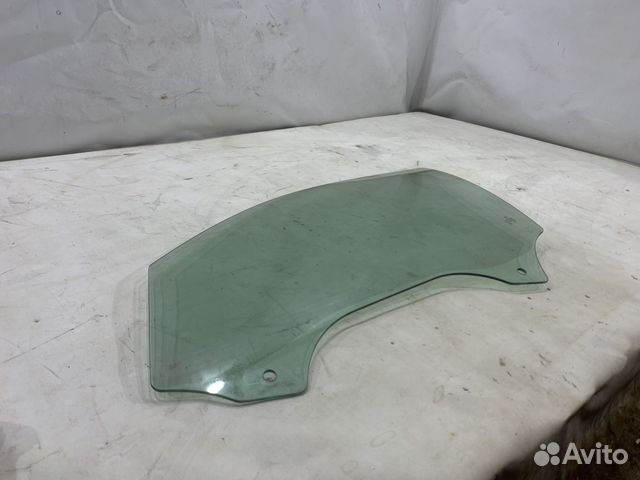 Стекло передней левой двери BMW X6 F16