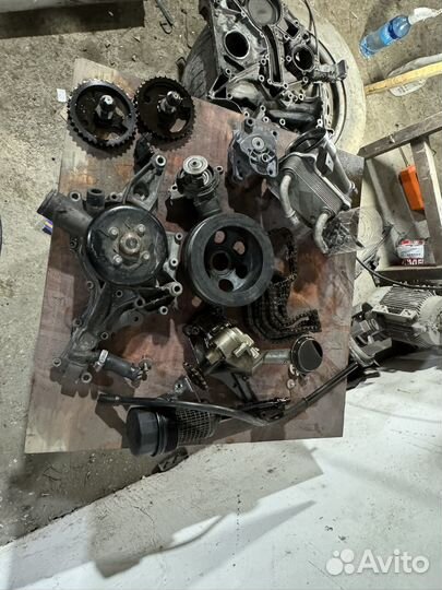 Коленвал на мерседес 5.5 амг