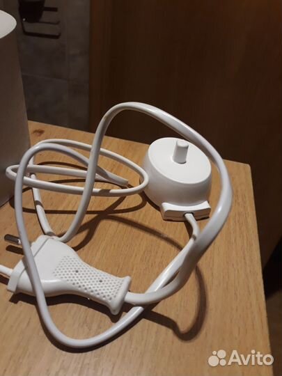 Беспроводная зарядка для зубной щётки Braun