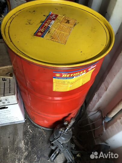 Смазка в ведрах