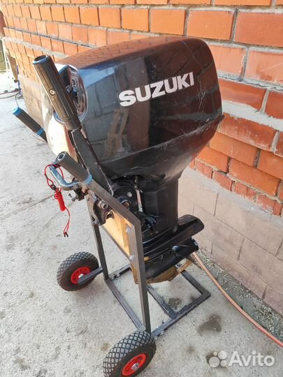 Японский Suzuki 40