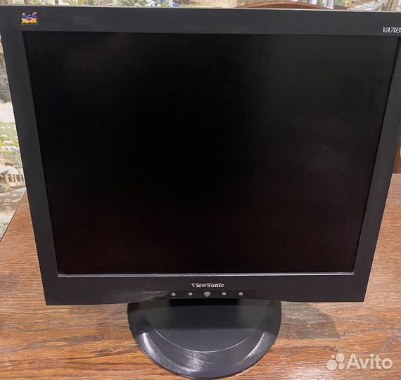 Монитор Viewsonic VA703b