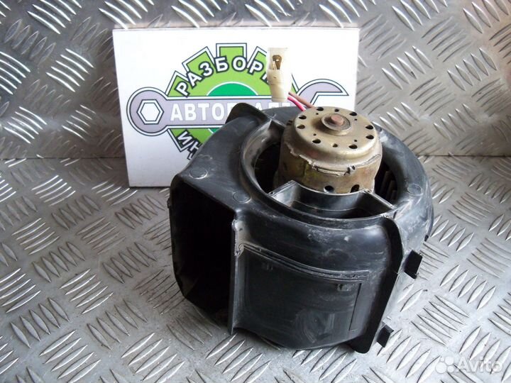 Моторчик отопителя Volkswagen Transporter T3