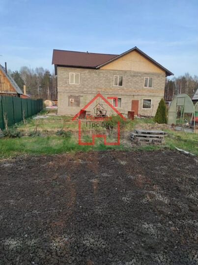 Дом 180 м² на участке 9,3 сот.