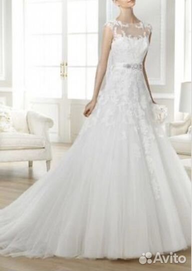Свадебное платье White One