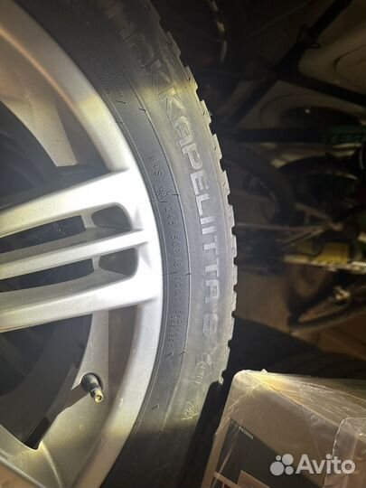 Nokian Tyres Hakkapeliitta 8 245/50 R18 100