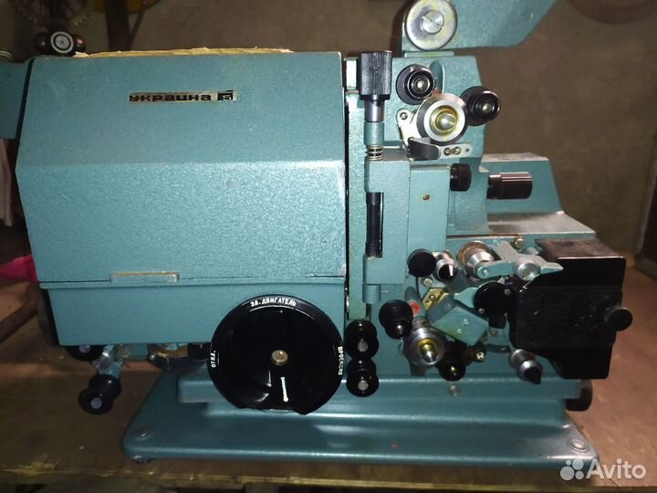 Кинопроектор украина