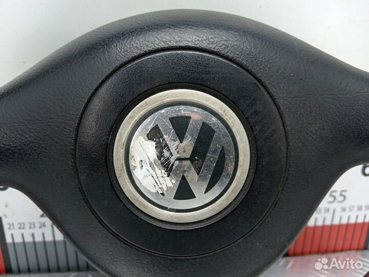 Руль для Volkswagen Golf 4