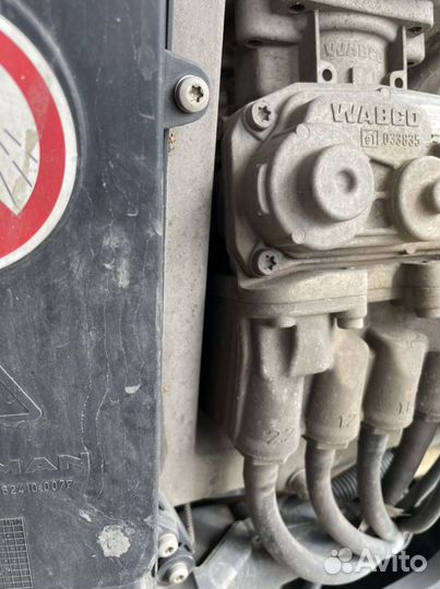 Главный тормозной кран на MAN 4800200050