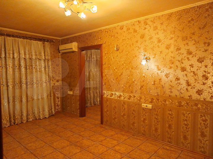 2-к. квартира, 41 м², 3/5 эт.