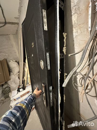 Дверь входная железная бу