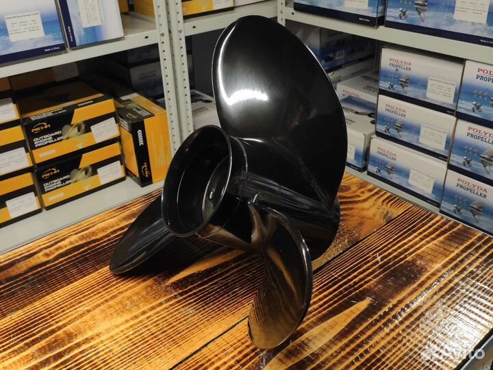 Гребной винт 150-300 л.с.; 3х16х18-1/2 R