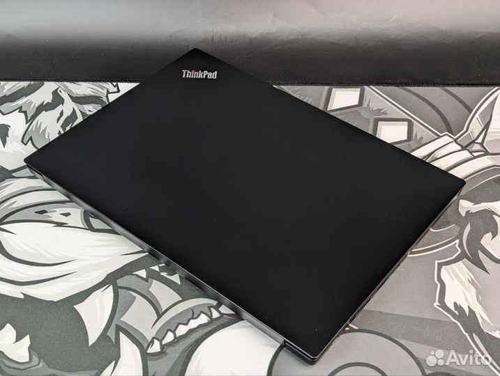 Lenovo ThinkPad E14 i7-10510U RX640 8GB 256GB SSD