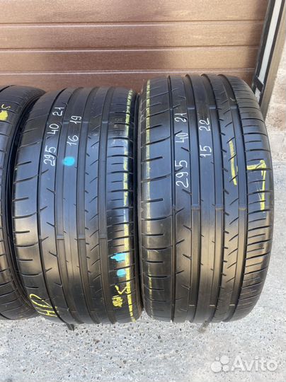 Dunlop SP Sport Maxx 050+ 295/40 R21