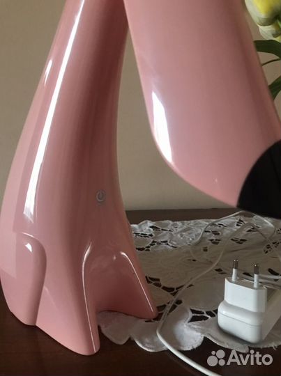 Лампа настольная