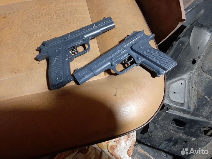 Пистолетик водяной СССР новый