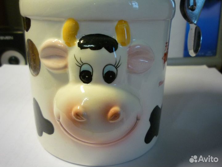 Чайница из керамики Бычок