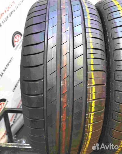 Goodyear EfficientGrip 215/50 R17 95W