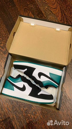 Nike air jordan 1 low mystic green 7US