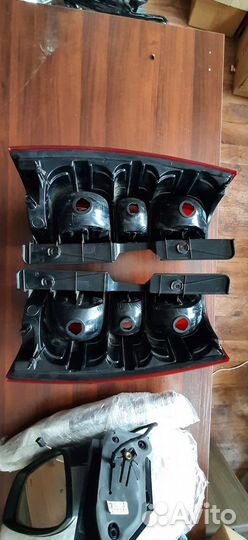 Фонарь задний Chevrolet Tahoe (GMT900) 2006+2014