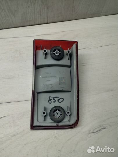 Фонарь задний правый Volvo 850 Вольво 850