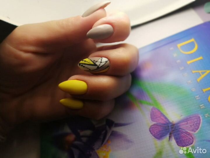 Маникюр, педикюр, покрытие гель-лак, наращивание