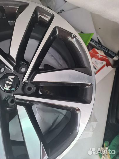 Диск новые R19 Kia Hyundai оригинал 2 шт