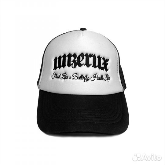 Кепка тракер