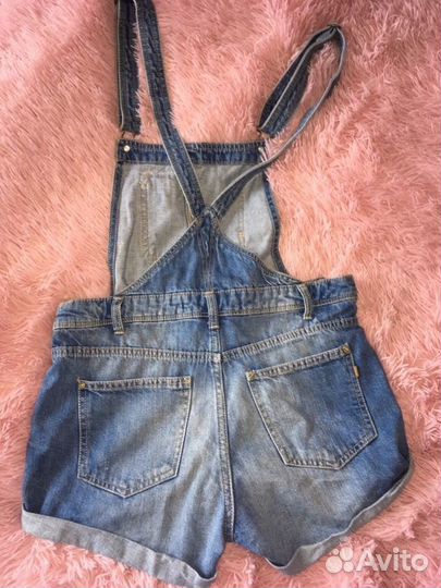 Комбинезон джинсовый