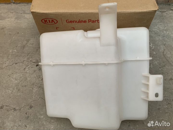 Бачок омывателя Мицубиси Аутлендэр 2 XL c 05-12