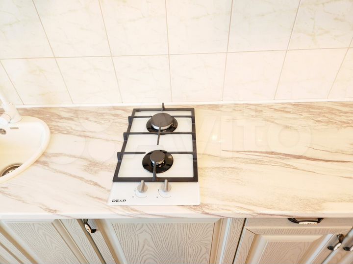 4-к. квартира, 105 м², 8/9 эт.