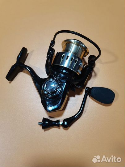 Катушка новая Silver Stream taifun 2021 TAN 2500