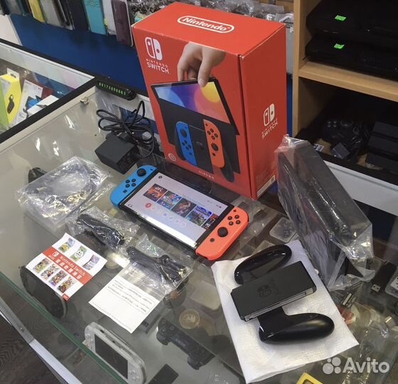 Nintendo Switch oled 320 Гб Чипованная+30 игр