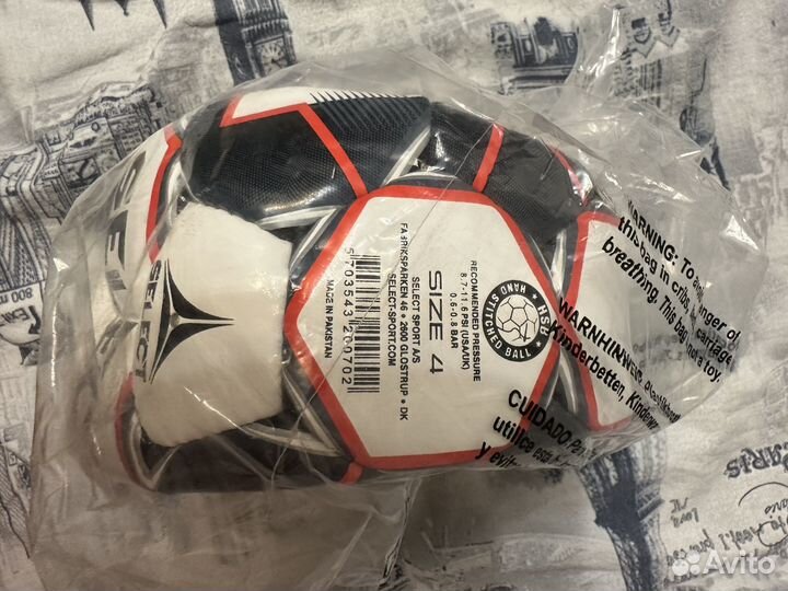 Футбольный мяч размер 4